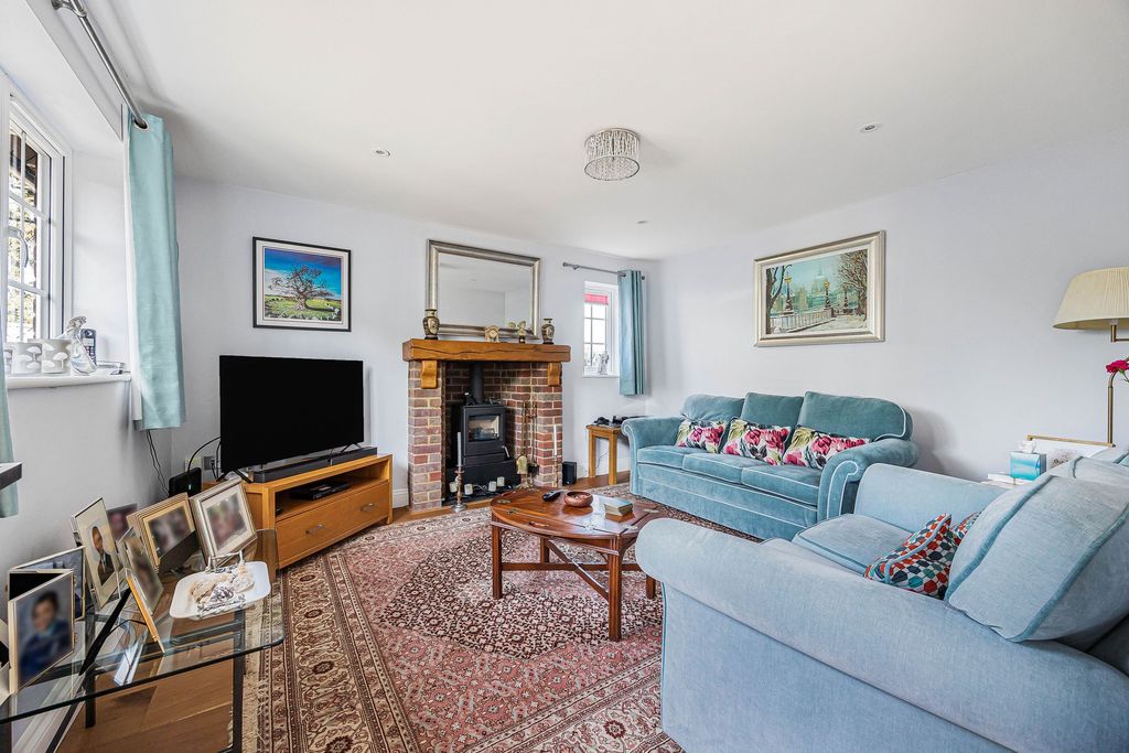 Property photo 3 of 20