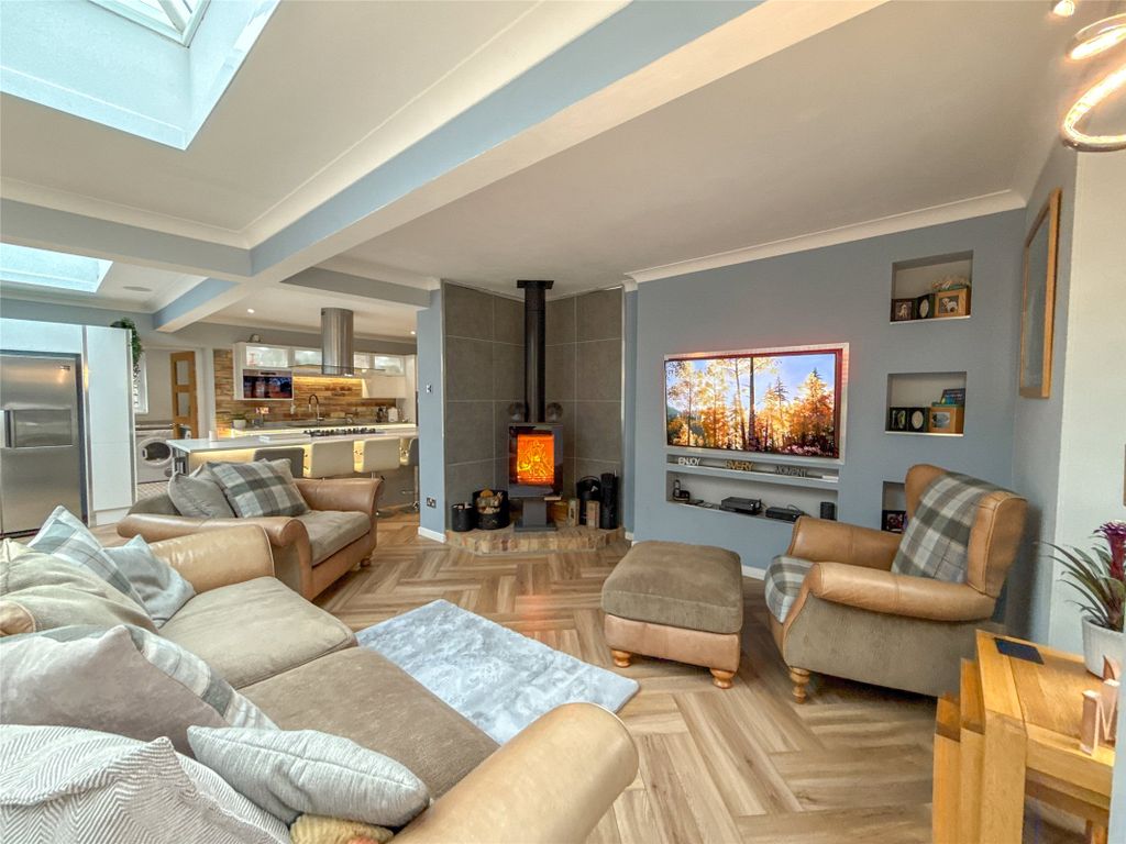 Property photo 3 of 42 Family Area