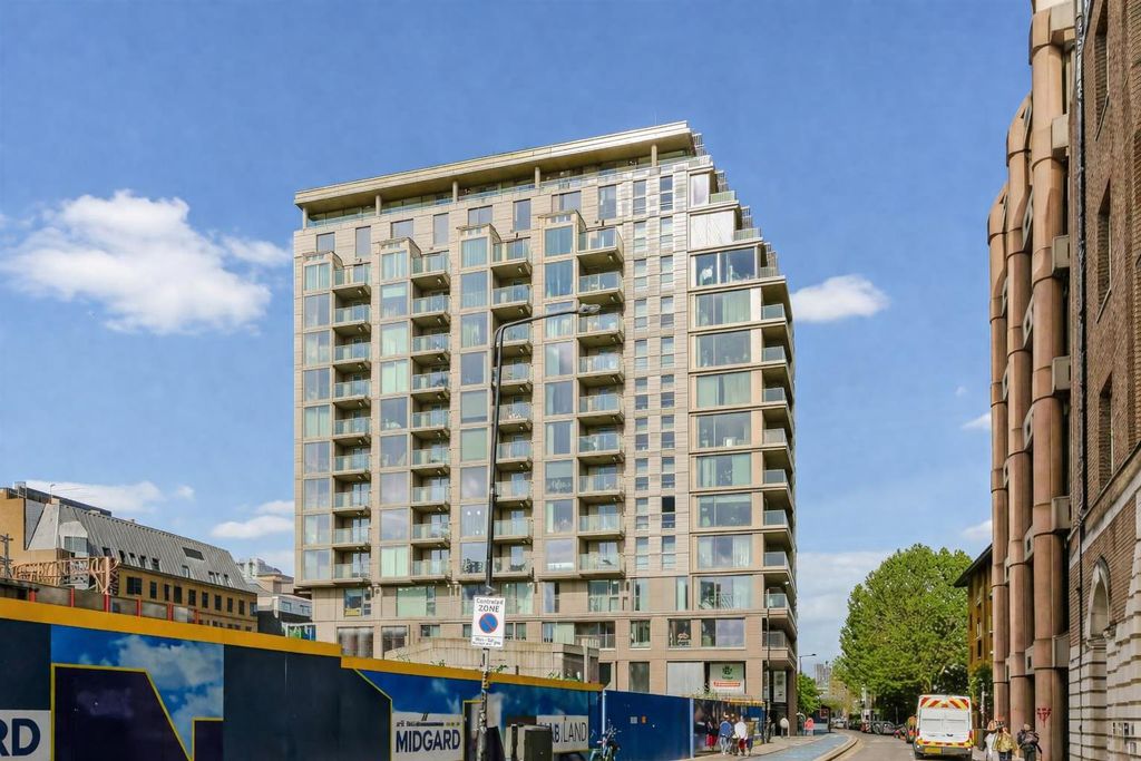 Property photo 1 of 9 Outside .Png