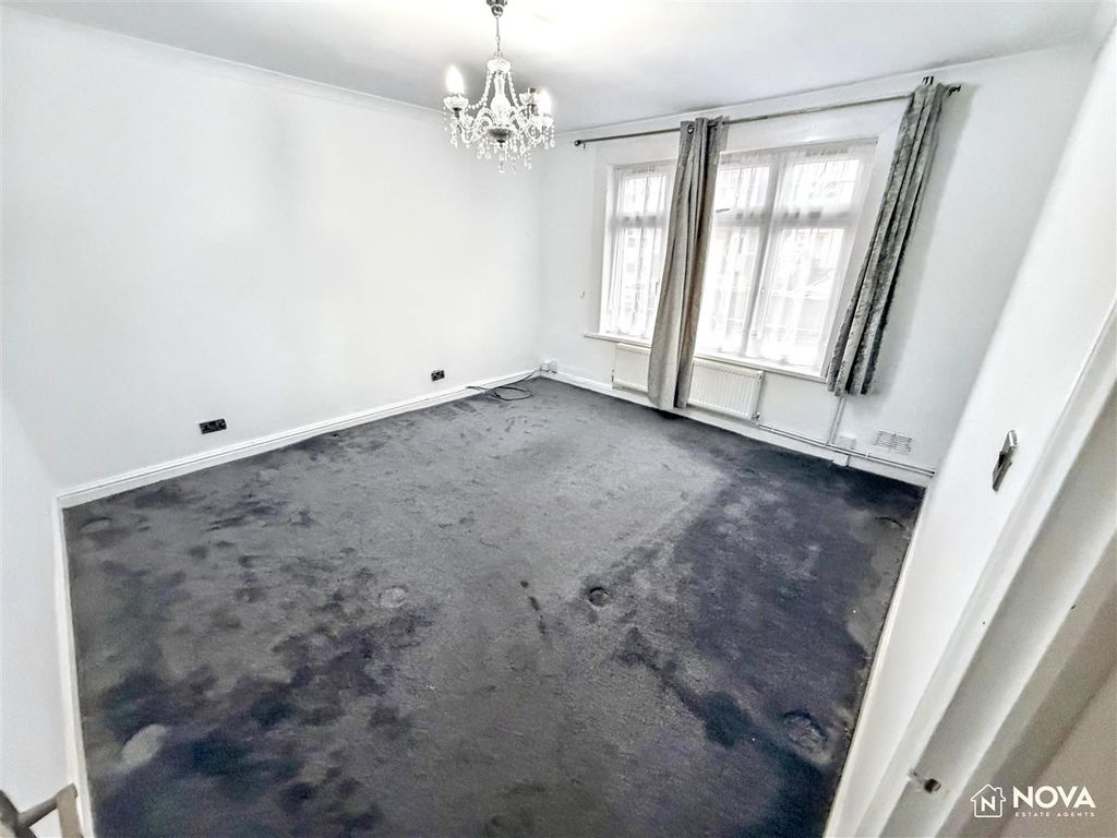 Property photo 3 of 24 Img_3525.Jpg