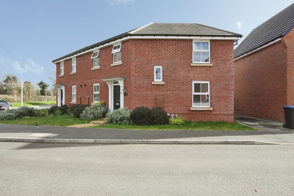 Property photo 2 of 23