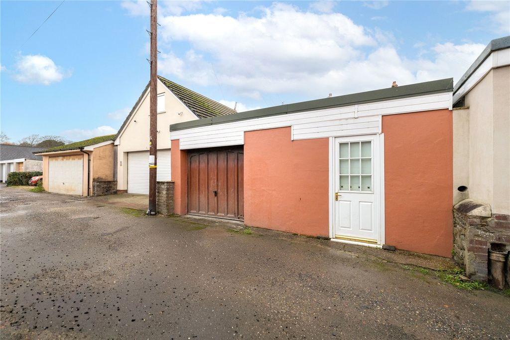 Property photo 3 of 30 Picture No. 51