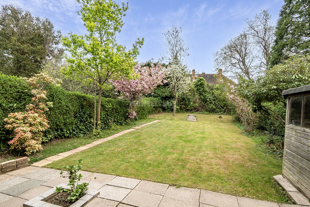 Property photo 3 of 16