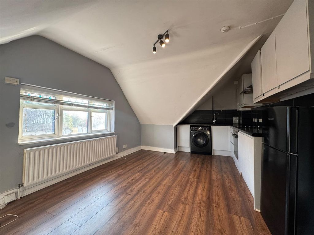 Property photo 2 of 5 cc7243Fe-7451-4014-Be9c-F92Ffe139c43.Jpg