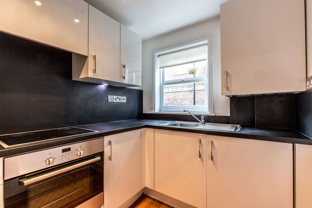 Property photo 2 of 15 Kitchen