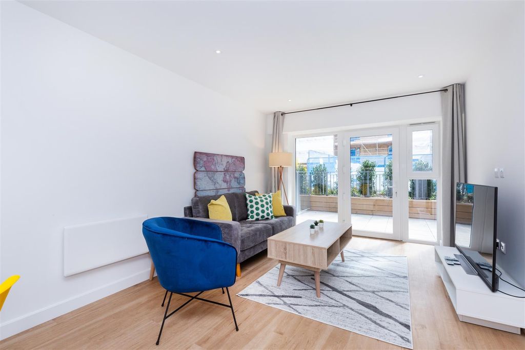 Property photo 2 of 18 24 Fermont House-5.Jpg