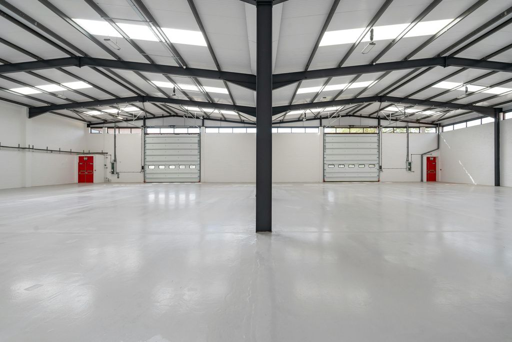 Property photo 2 of 13 Iw220425Ca083.Jpg