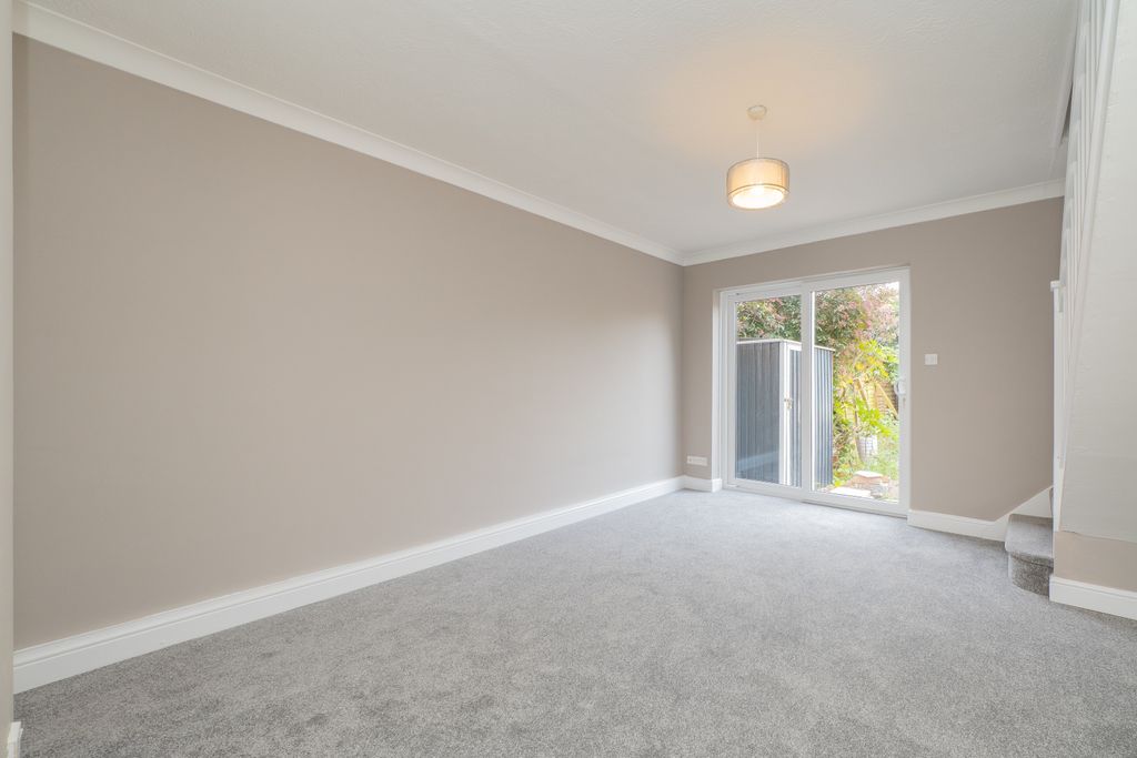 Property photo 3 of 10 Picture No. 05