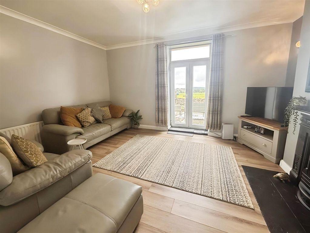 Property photo 2 of 20 E79895c8-Gychta5U5Kymuulhmhls2W.Jpg