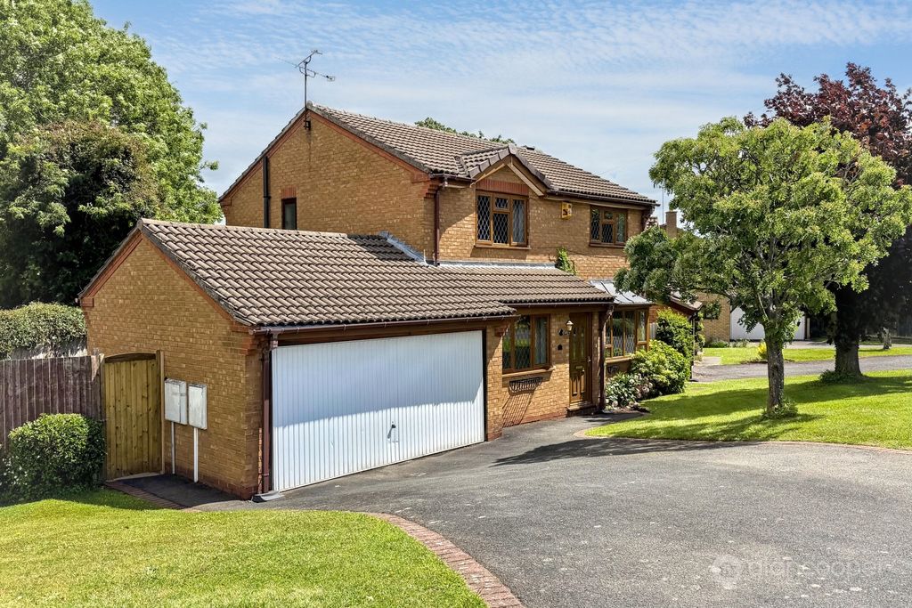Property photo 1 of 30 5196220