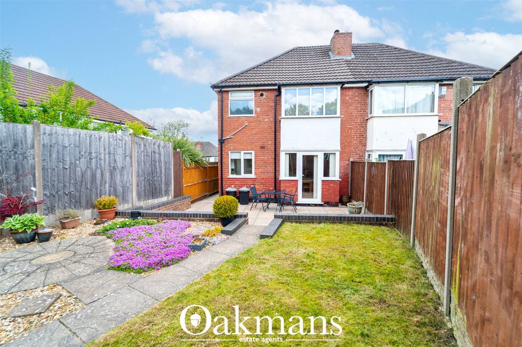Property photo 2 of 35 Picture No. 32