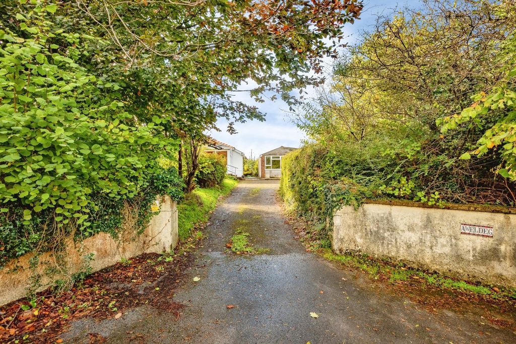 Property photo 2 of 36 Pbox-Img.Jpg