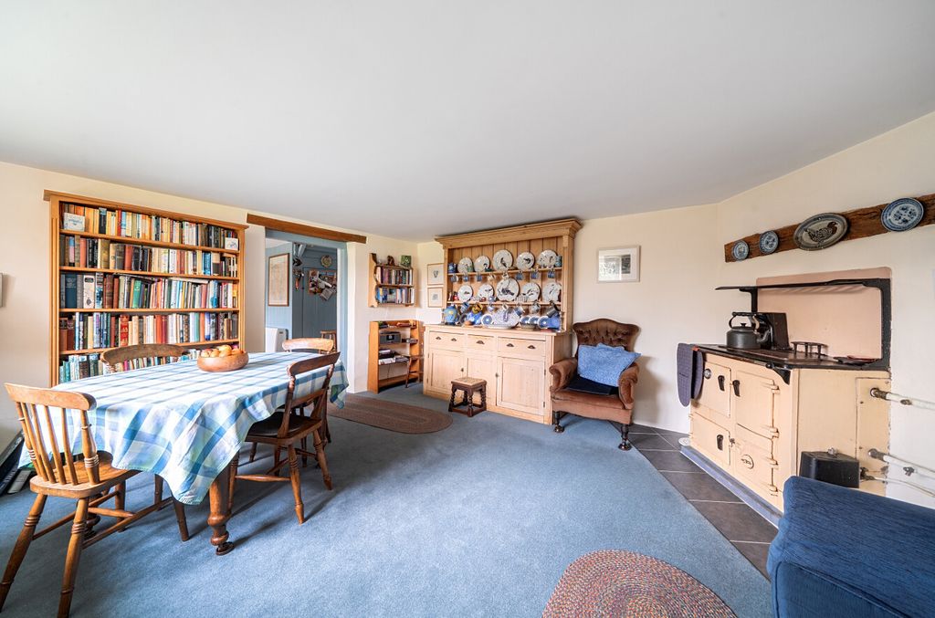 Property photo 3 of 17 1404387-22-698345...