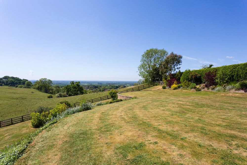 Property photo 2 of 19 Picture No. 38