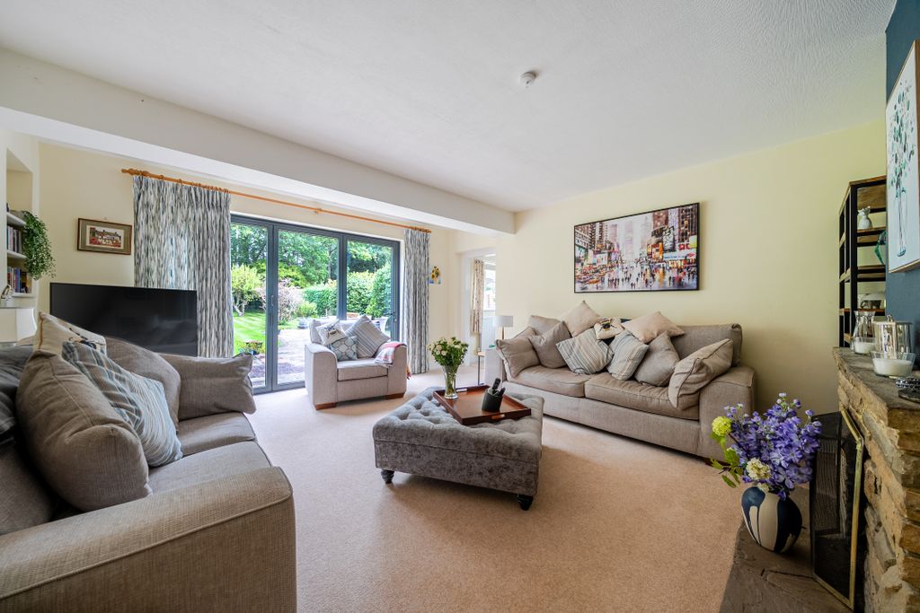 Property photo 2 of 15