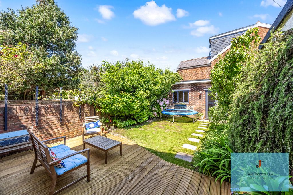 Property photo 2 of 22 Rear Garden