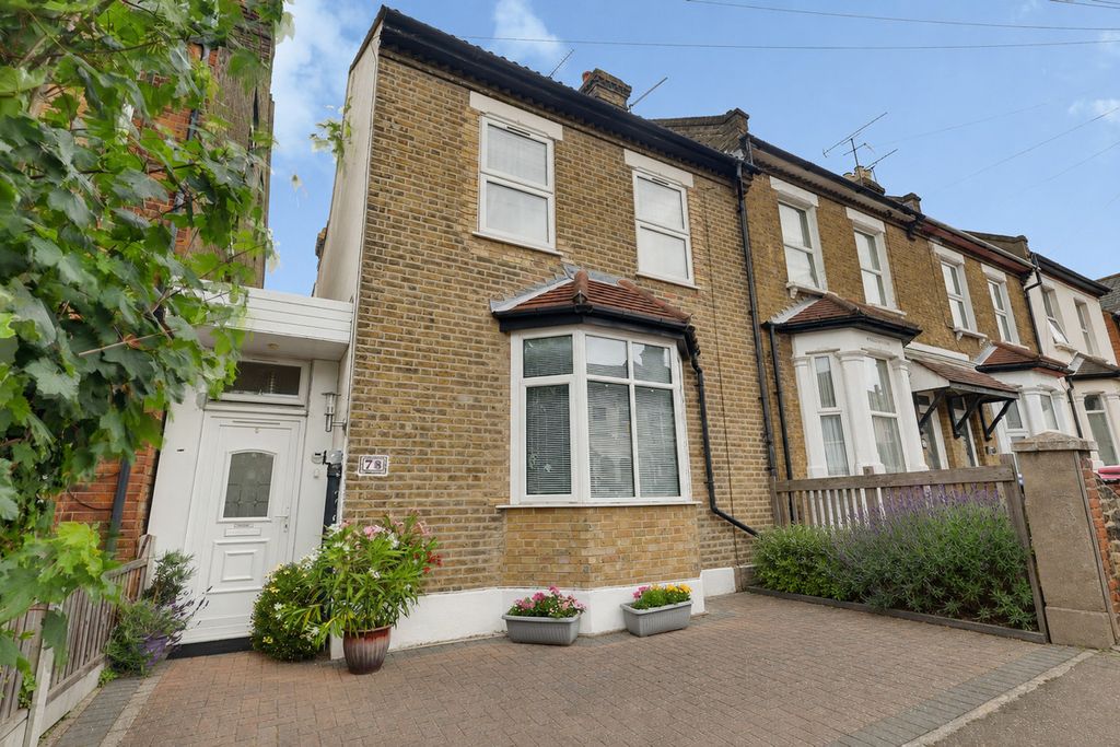 Property photo 1 of 31