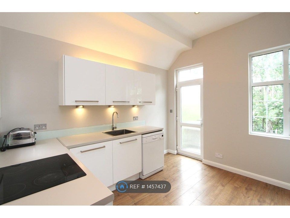 Property photo 1 of 12 Kitchen