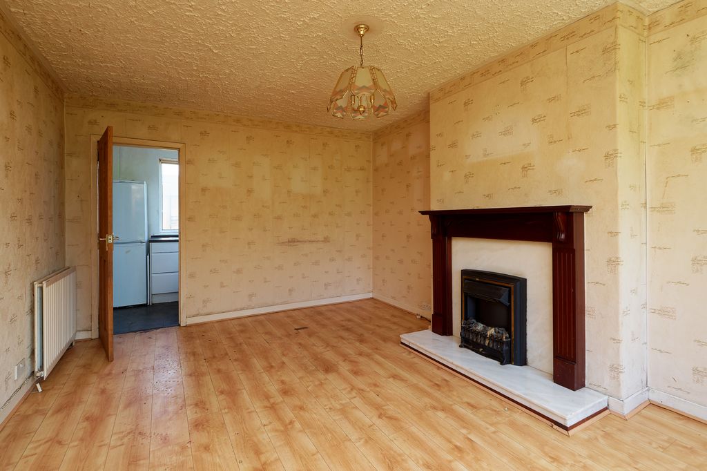 Property photo 3 of 12 Property Image 3