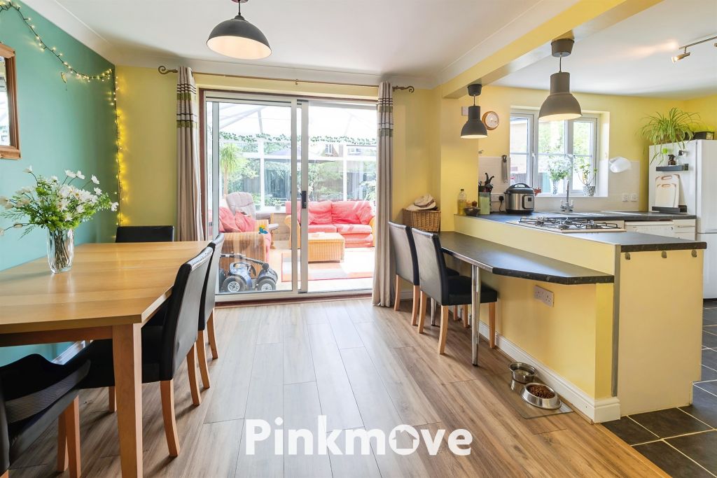 Property photo 2 of 26