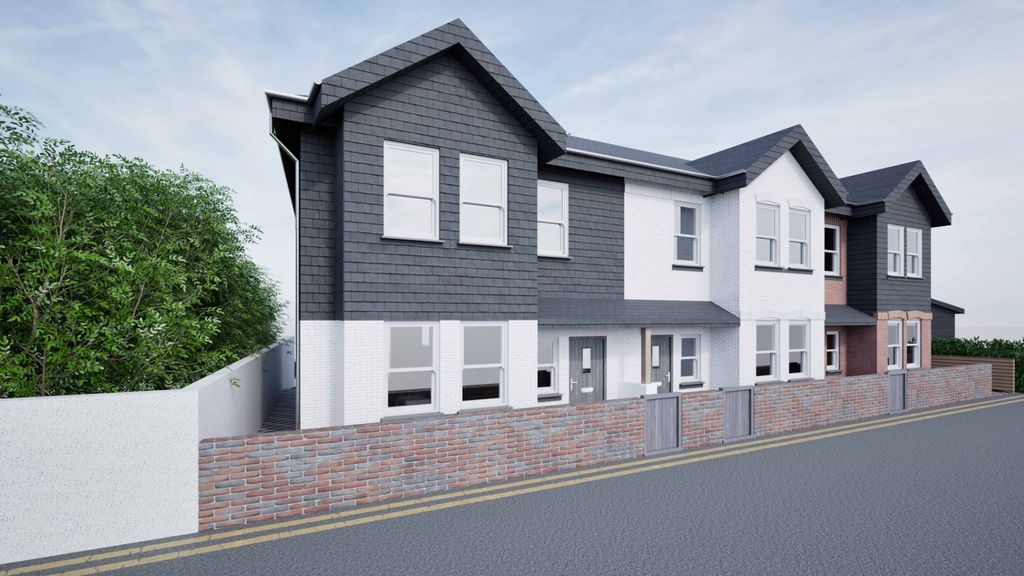 Property photo 2 of 6 4692872