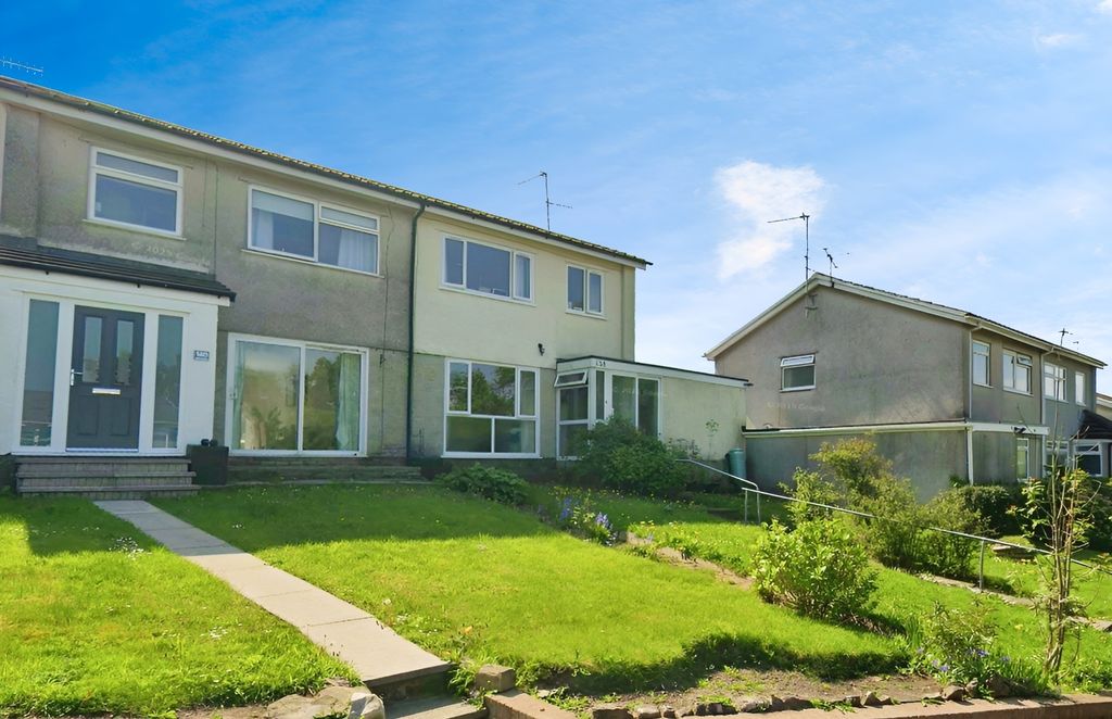 Property photo 1 of 11 Image