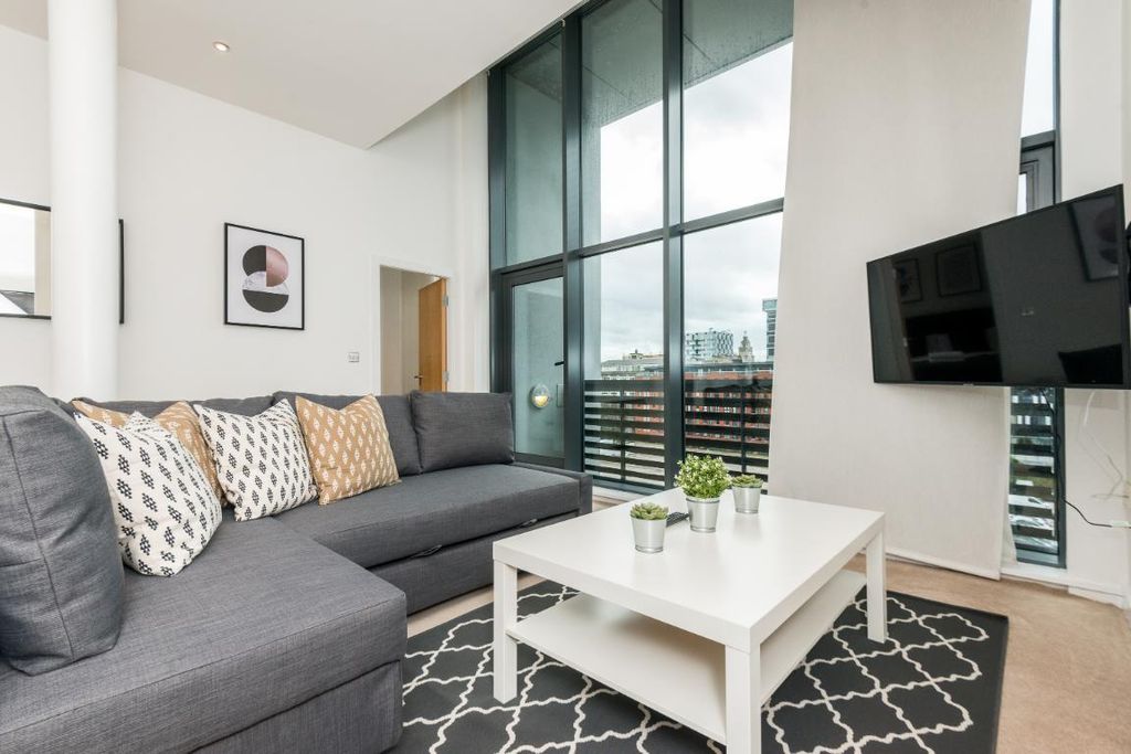 Property photo 2 of 8 Living Area Pic 2