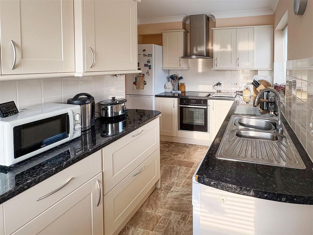 Property photo 3 of 15 Image00001.Jpg