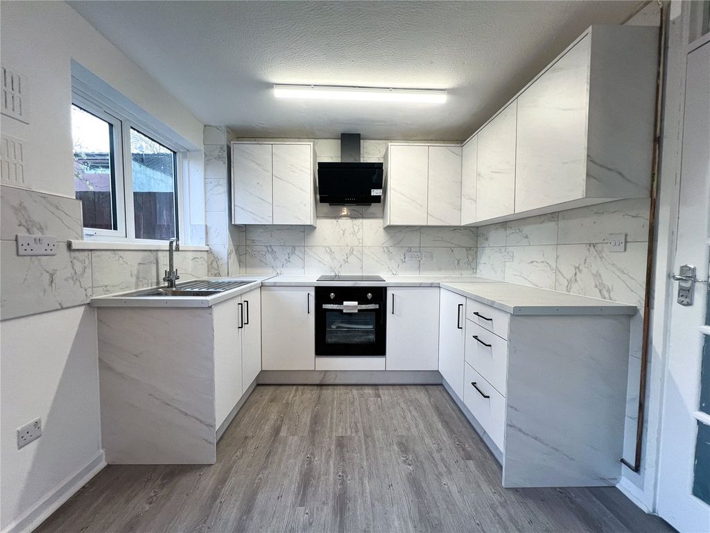 Property photo 3 of 9 Picture No. 03