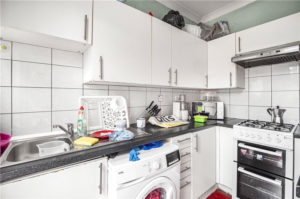 Property photo 3 of 13 Kitchen