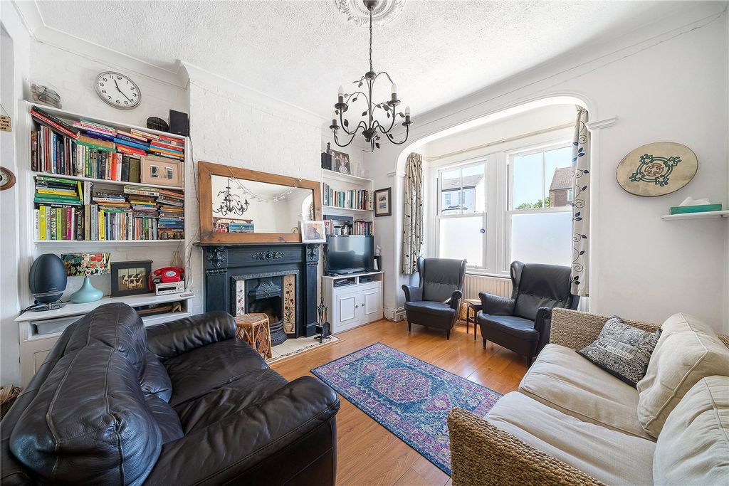Property photo 3 of 15 Picture No. 07