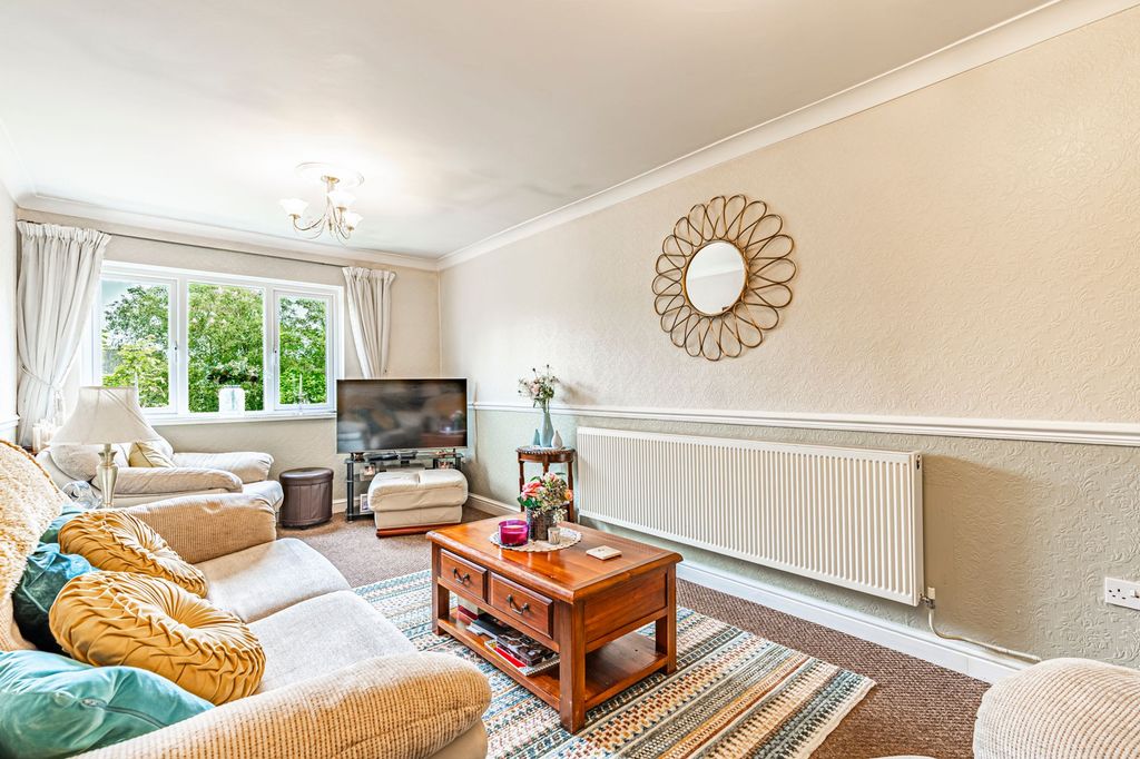 Additional image 8 of 2 bed flat for saleCedar Crescent, Tonteg CF38