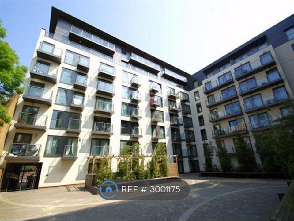 Property photo 1 of 6 Courtyard View