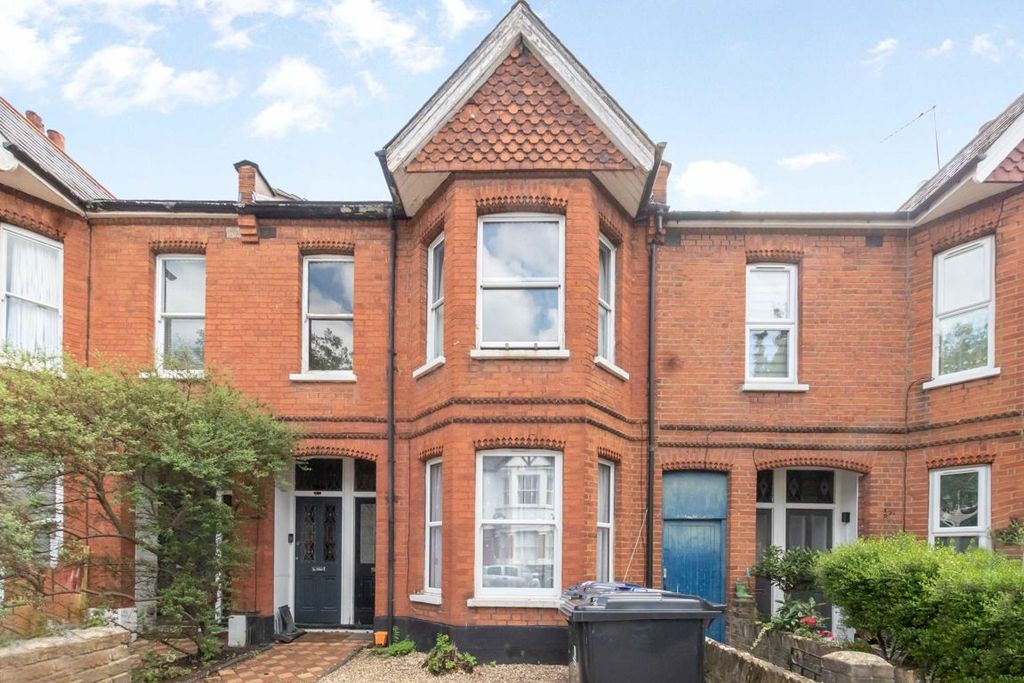 Property photo 1 of 6