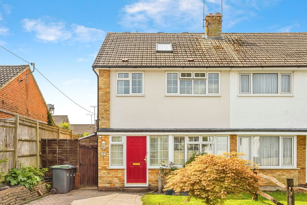 Property photo 1 of 17