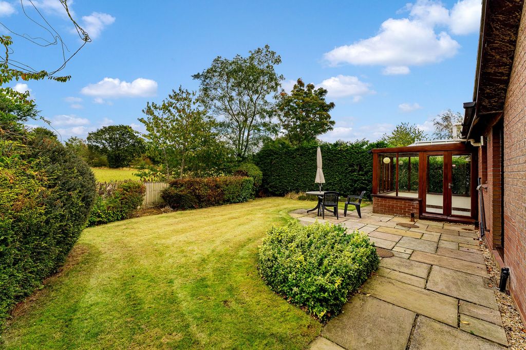 Property photo 2 of 29