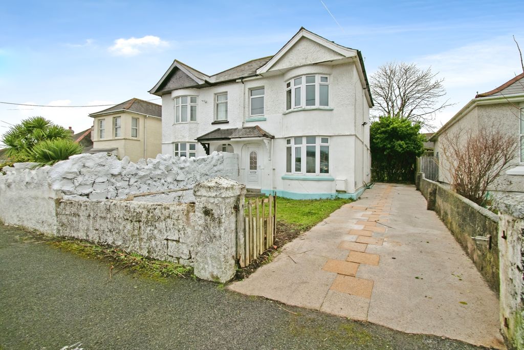 Property photo 1 of 16 Photography