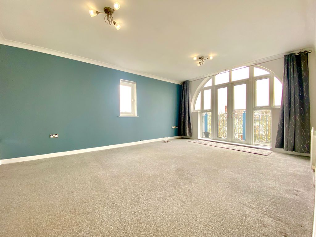 Property photo 2 of 8 Living Room