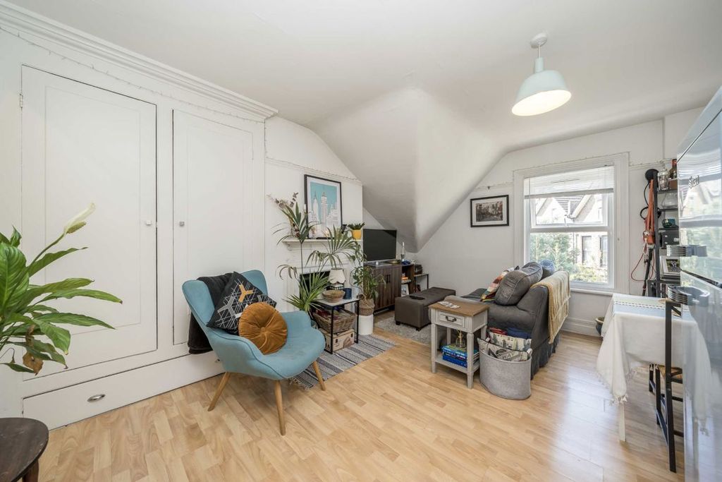 Property photo 2 of 4