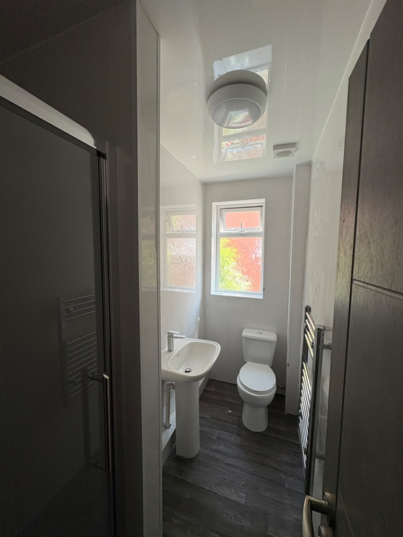 Property photo 3 of 5 Bathroom