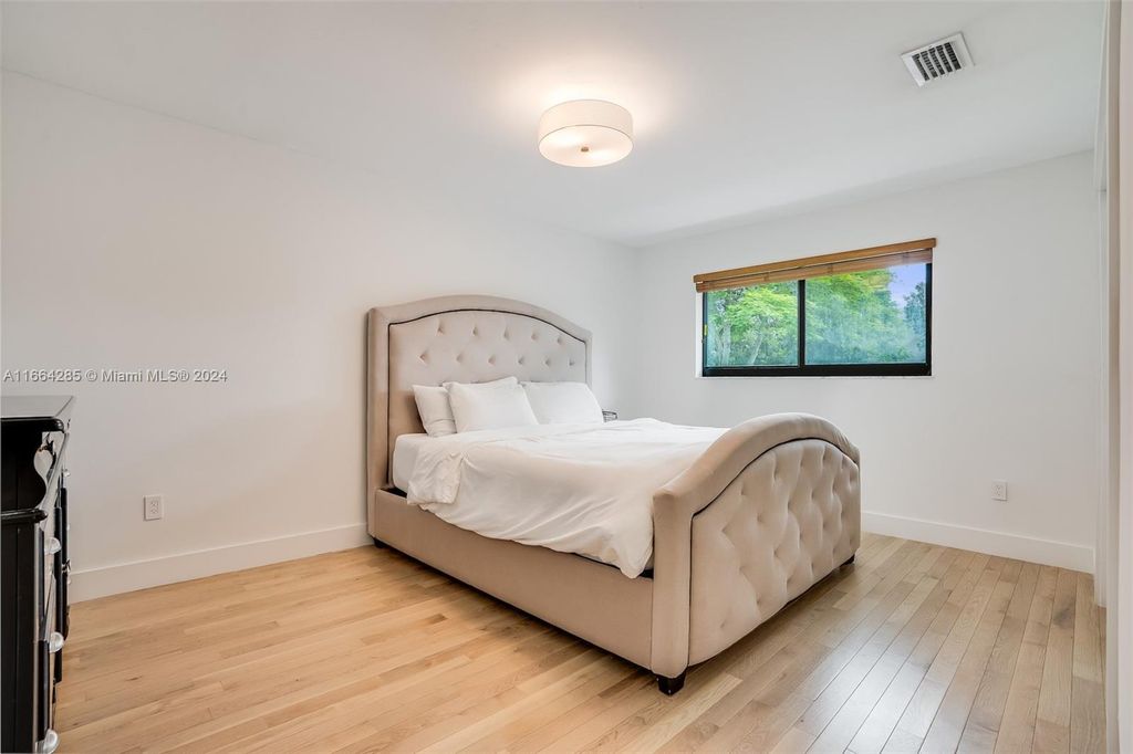 Property photo 3 of 31 <Alttext/>
