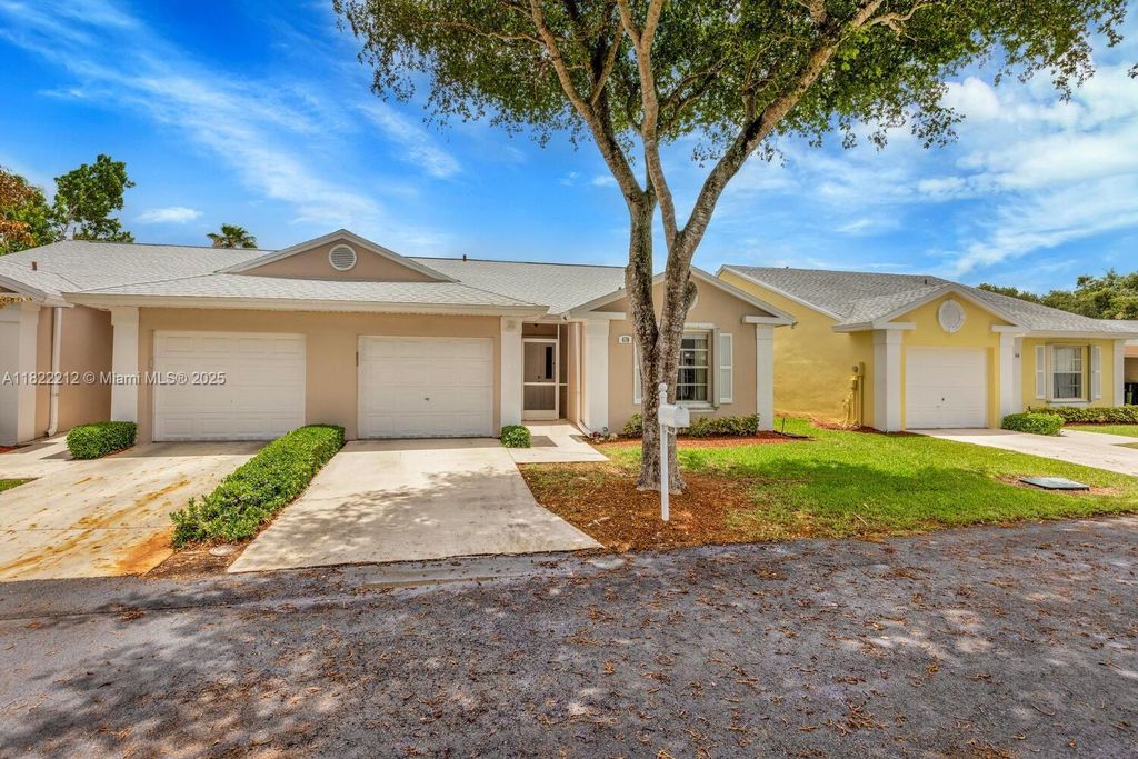Property photo 1 of 33