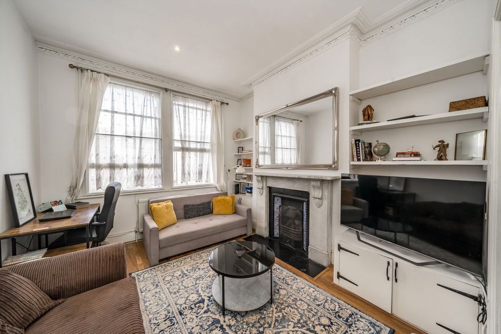Property photo 1 of 3