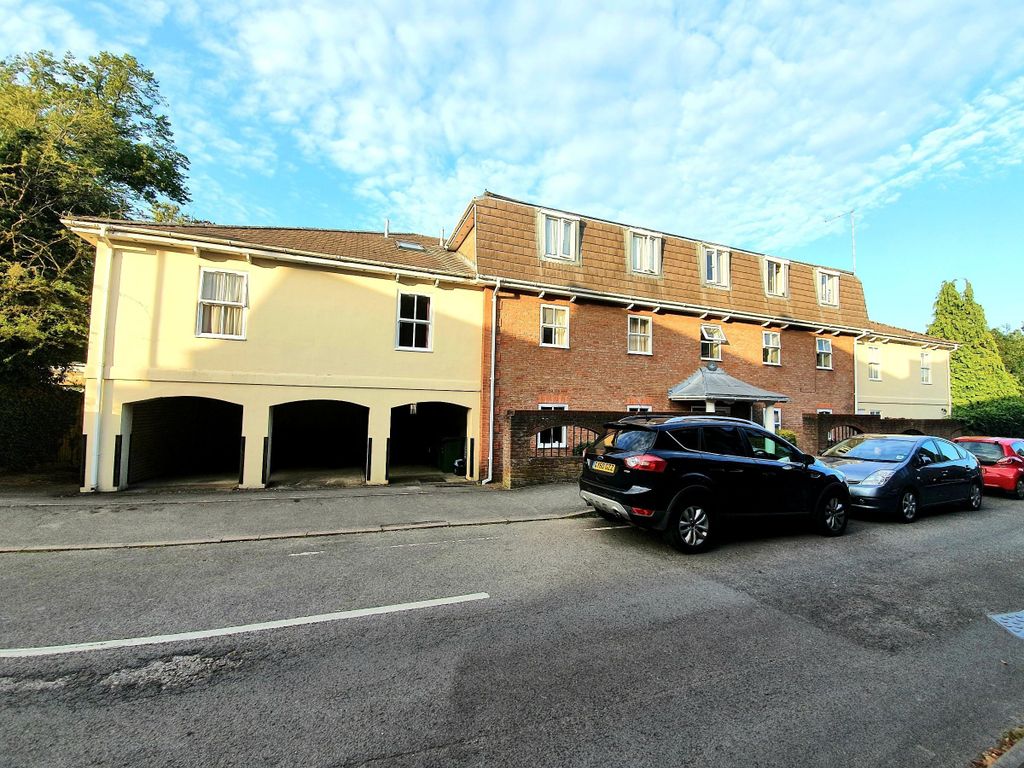 Property photo 1 of 7