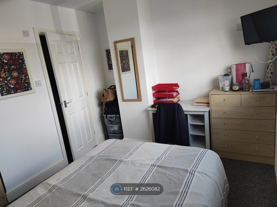 Property photo 3 of 11