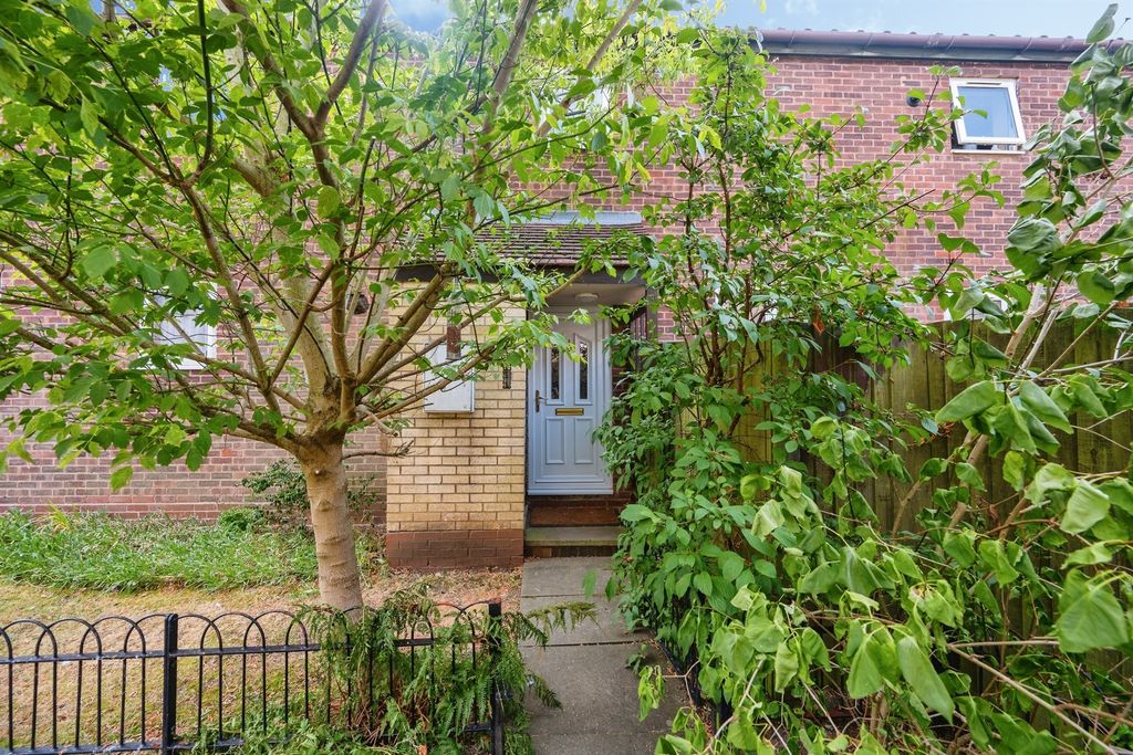 Property photo 2 of 14