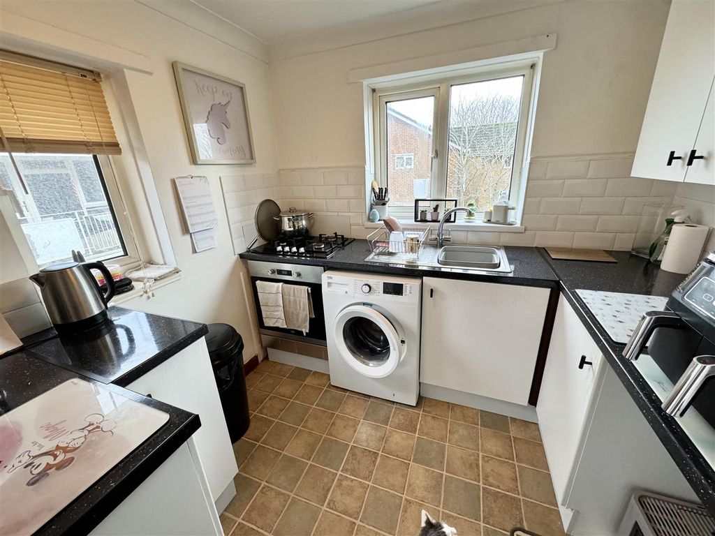 Property photo 3 of 8 Img_5181.Jpg