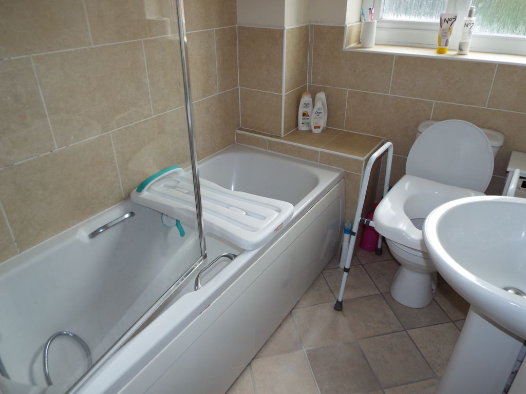Property photo 3 of 9