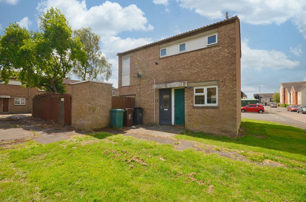 Property photo 1 of 18