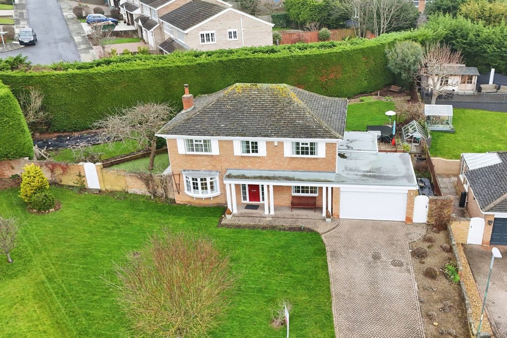 Property photo 1 of 22